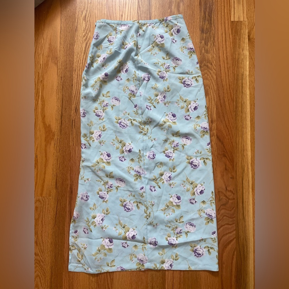 Old Navy Light Blue Floral Maxi Skirt